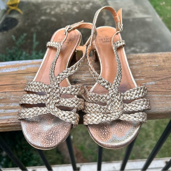 SEZANE Rosa Low Sandals in Smooth Braided Gold - Picture 3 of 10